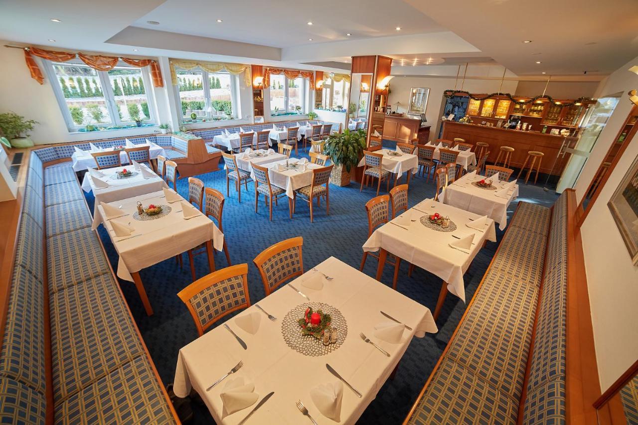 Berghotel Tambach Bagian luar foto